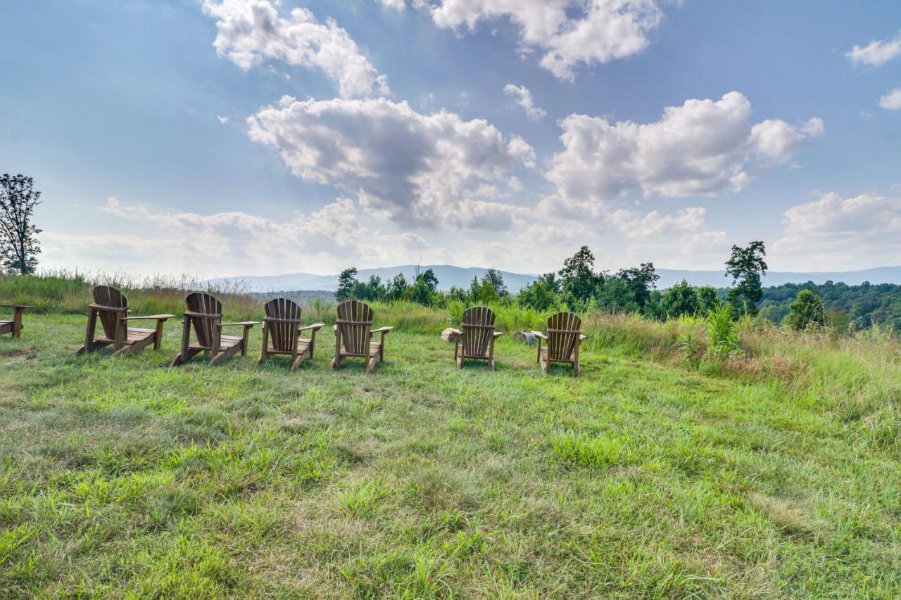 Rustic Baileys Retreat Cabin Near Wineries! Crozet Luaran gambar